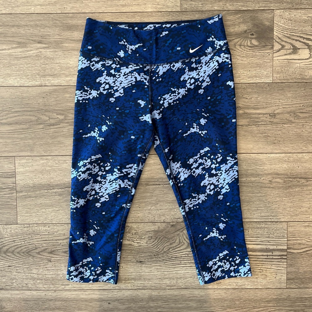 Nike Womens Dri-FIT Blue Camo One Legend Capri Pant Crop Legging Medium Abstract